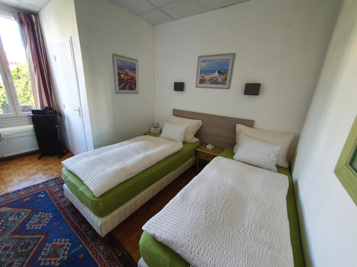 Logis Hotel Villa Victorine Niza Exterior foto