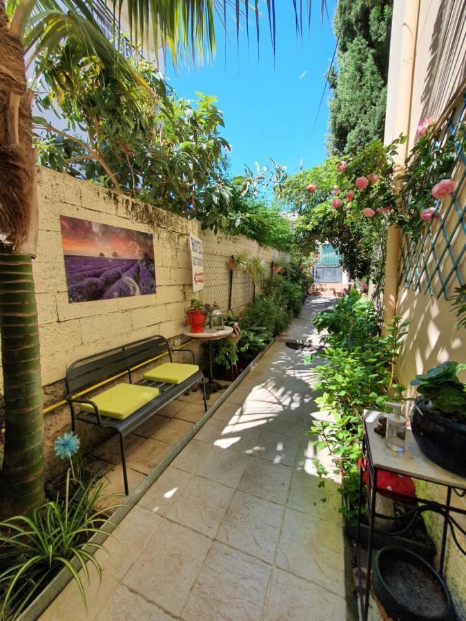 Logis Hotel Villa Victorine Niza Exterior foto
