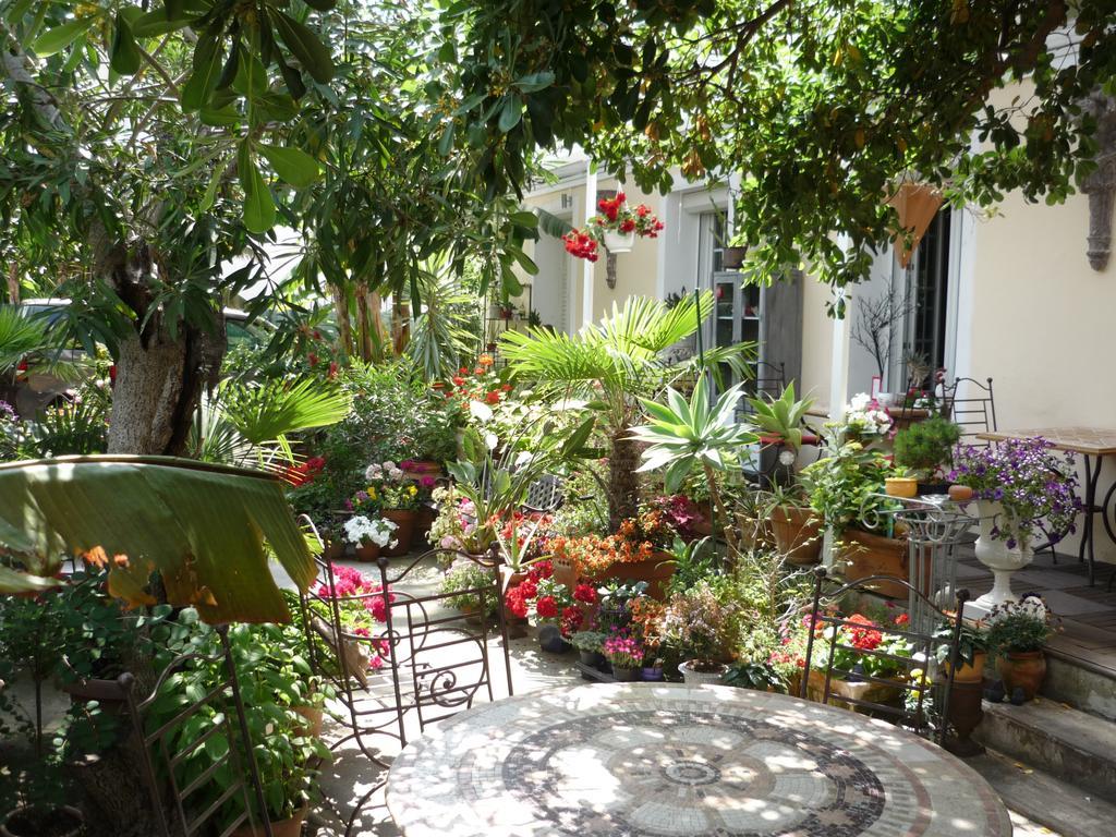Logis Hotel Villa Victorine Niza Exterior foto
