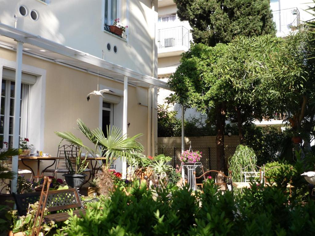 Logis Hotel Villa Victorine Niza Exterior foto